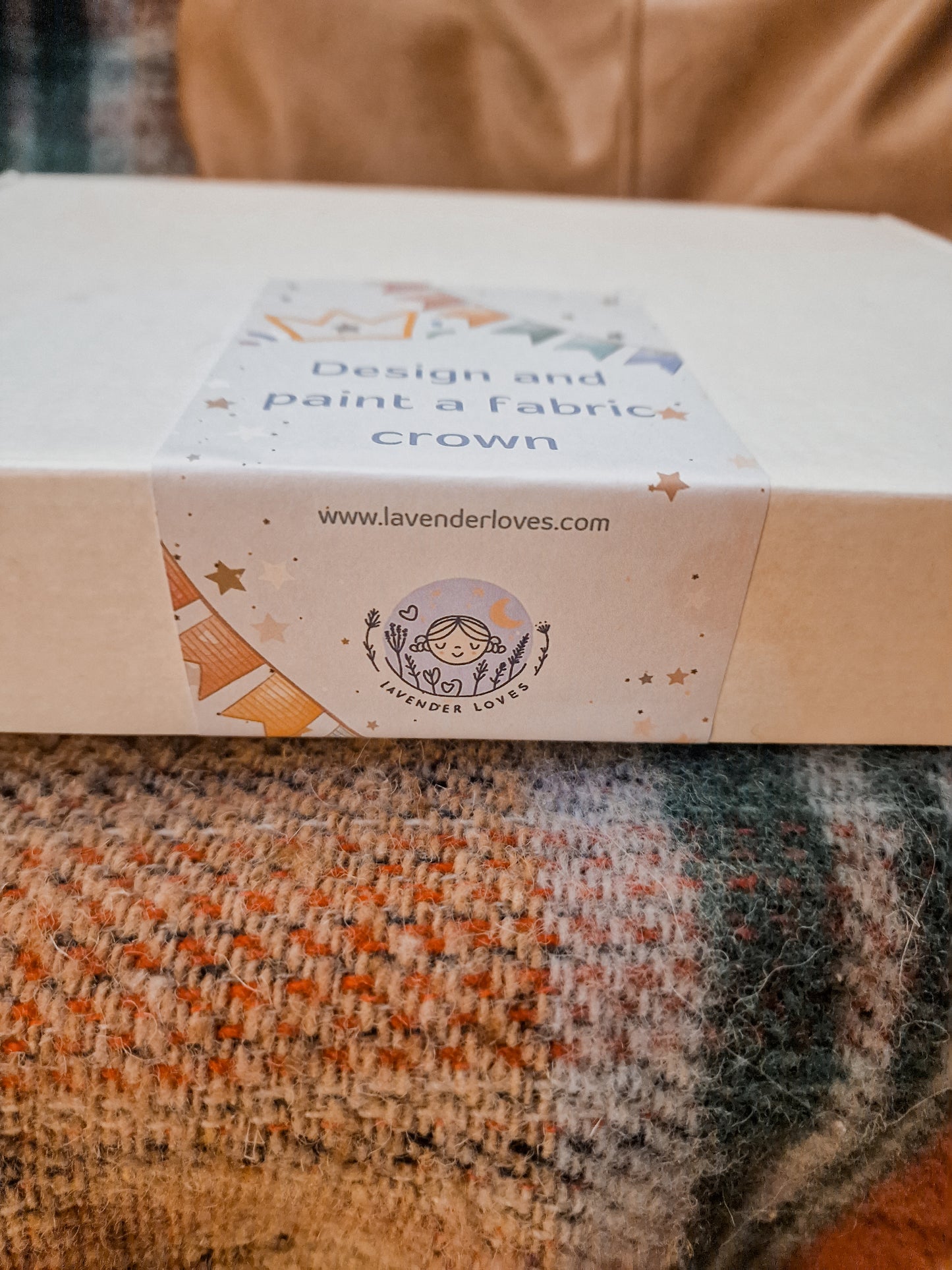 Paint your own fabric crown kit