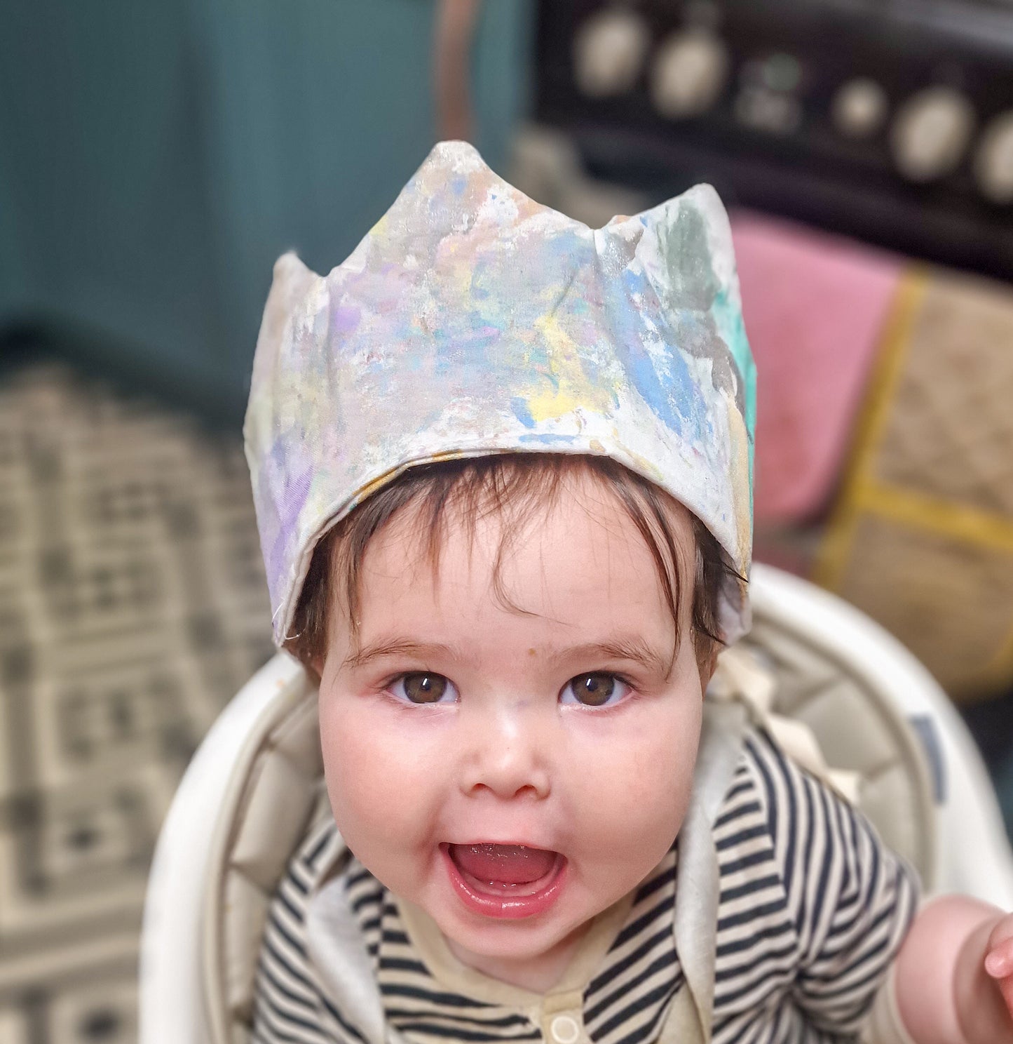 Paint your own fabric crown kit