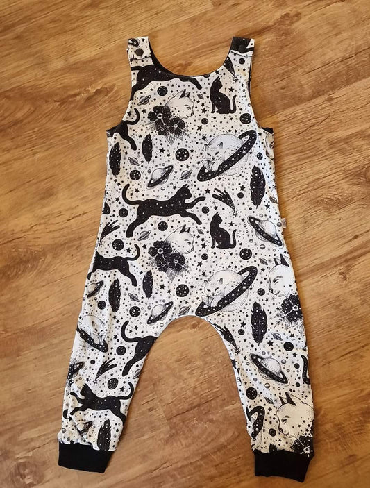 Space kitten romper - 18-24 months